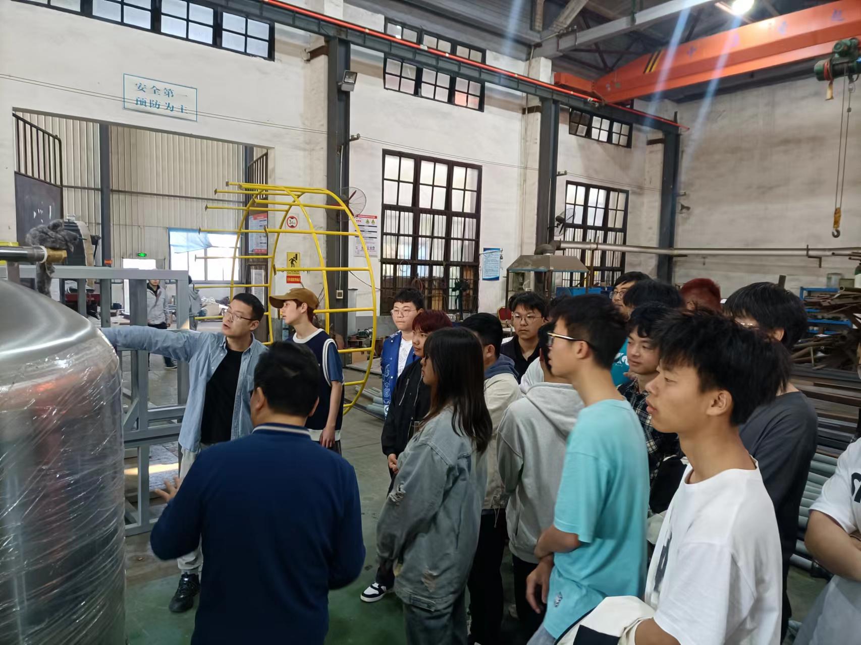 湖南工程学院近200名学生来k1体育 - 十年品牌 值得信赖认知实习